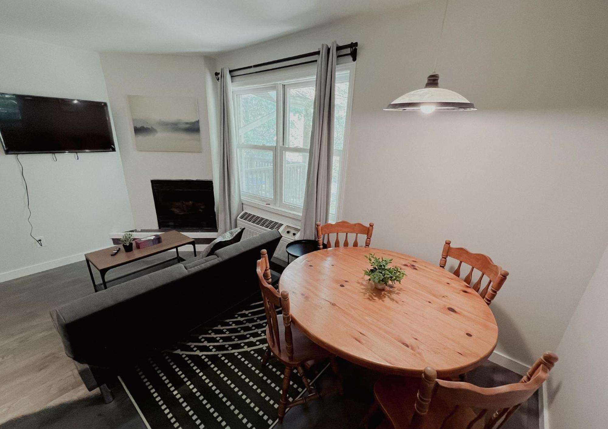 فيلا Muskoka Waterfront Retreat Dwight المظهر الخارجي الصورة