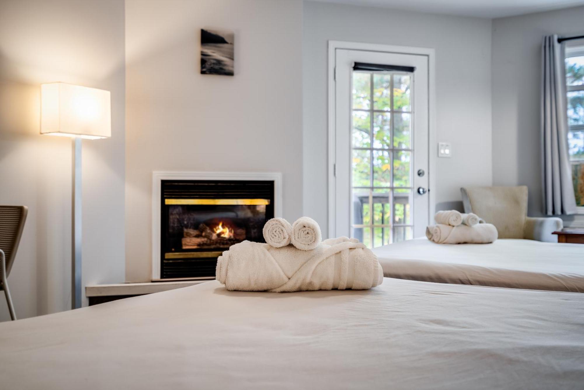 فيلا Muskoka Waterfront Retreat Dwight المظهر الخارجي الصورة